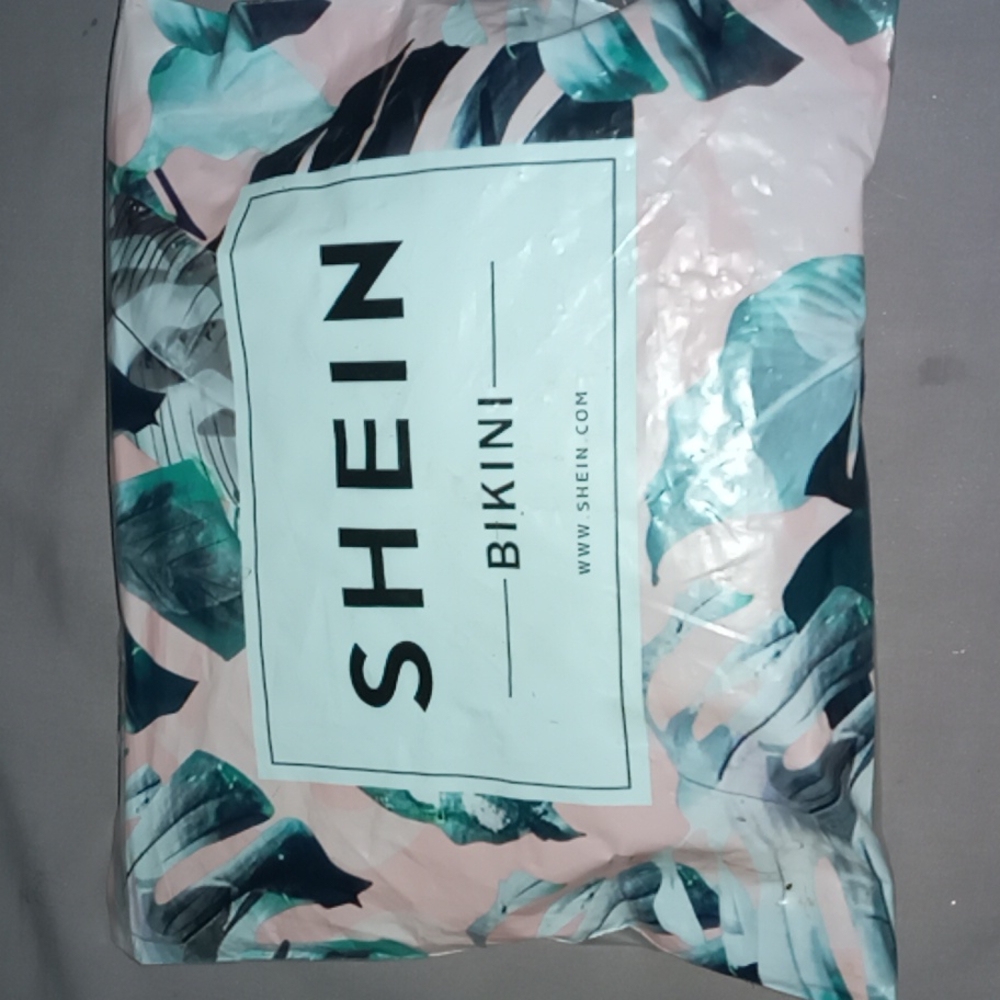 Bikini bottoms plus size